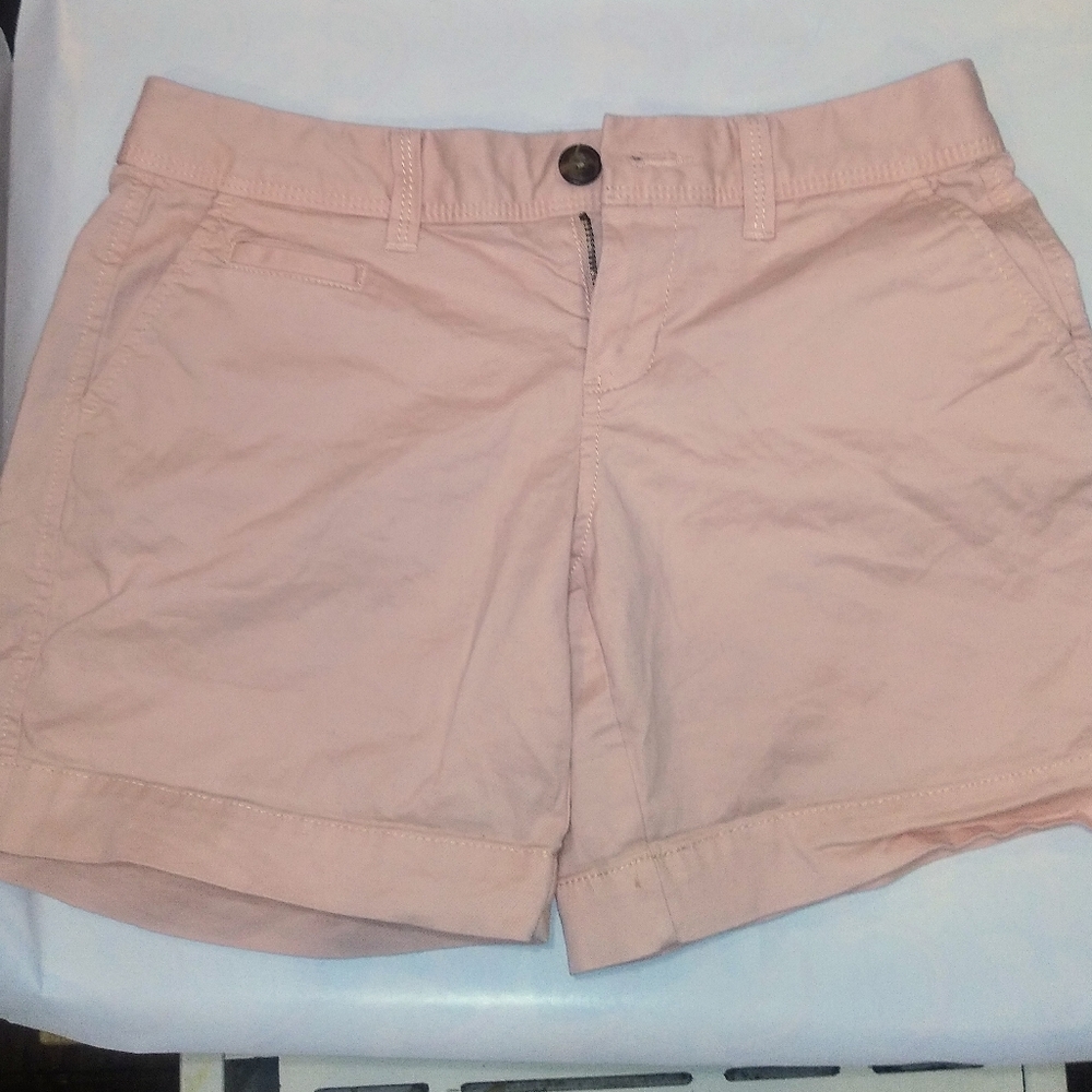 Peach Old Navy Perfect Kahki Shorts sz 0